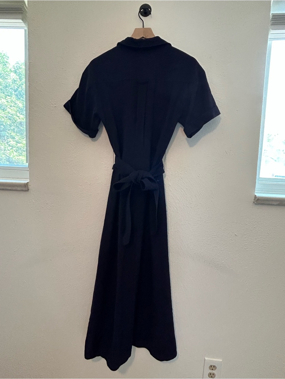 Tuckernuck Navy Maxi Dress Belted Tie Waist Pockets| Classy Academia Preppy| M - Picture 7 of 9
